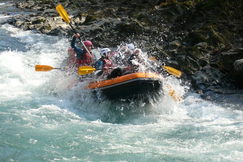 Rafting sur un torrent du massif des Aravis