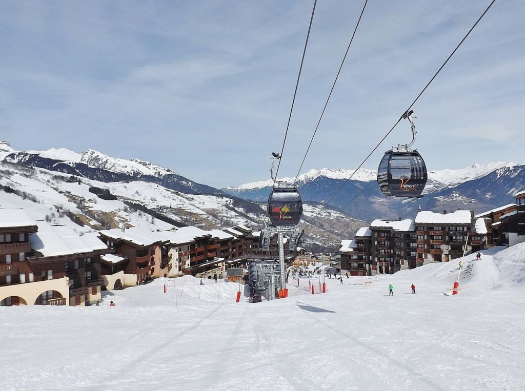 télécabine au départ de Valmorel